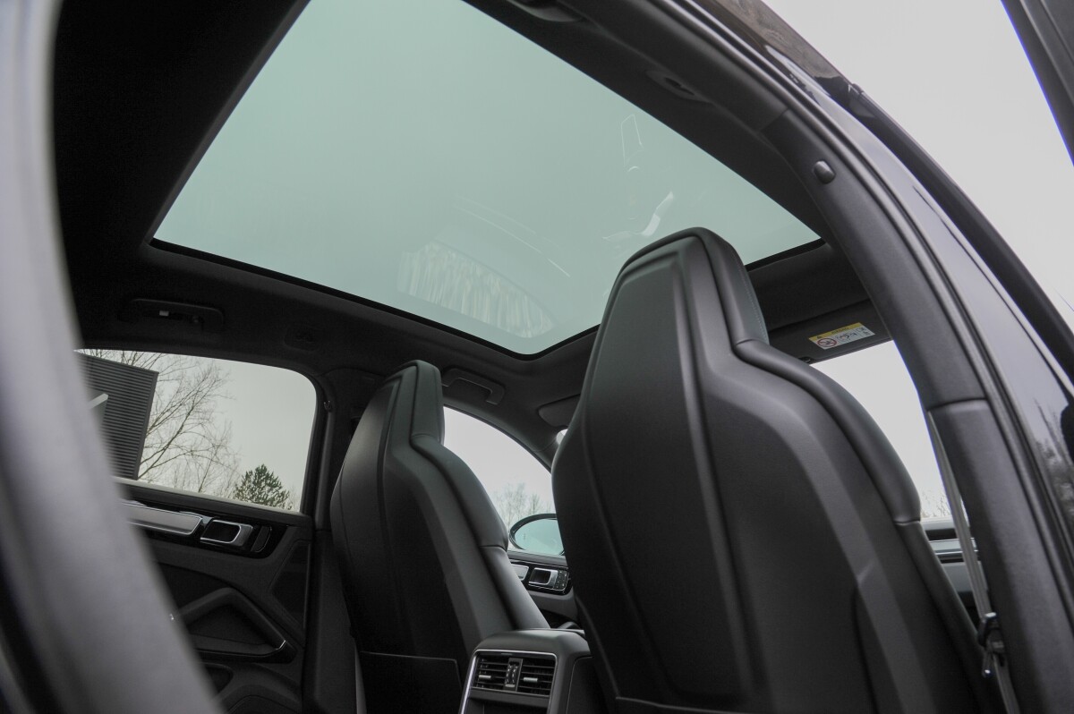 Porsche Cayenne Coupe Rental