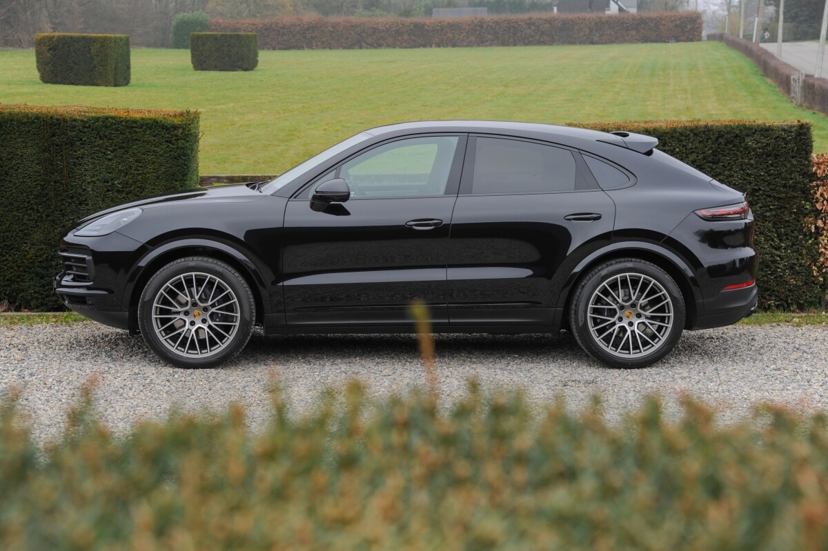 Porsche Cayenne Hire CPT
