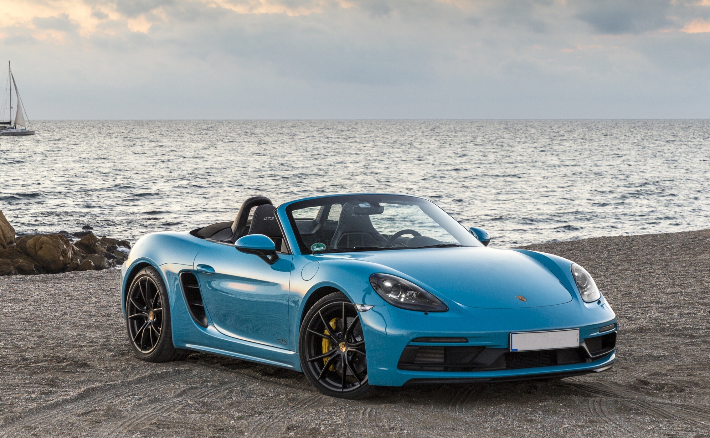 Cape Town Convertible 718 S hire