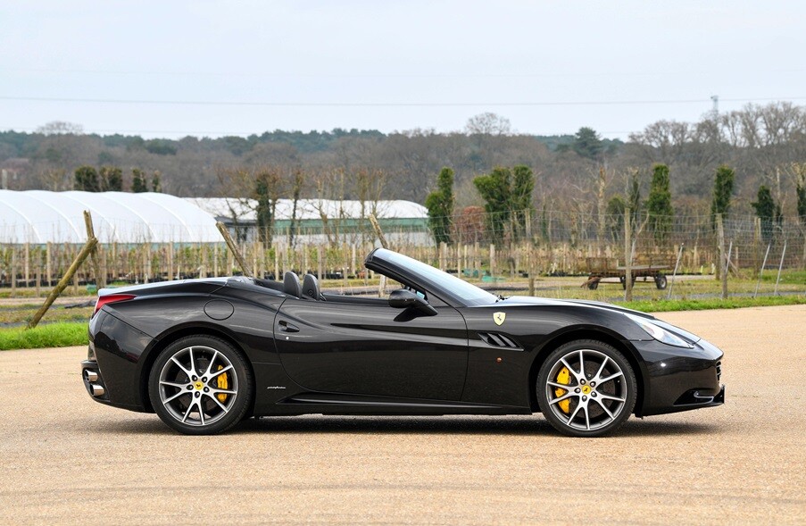Ferrari California (Grey) - Image 3
