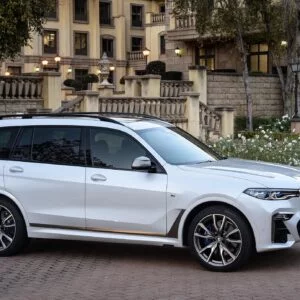 BMW X7 M50d rental cape town