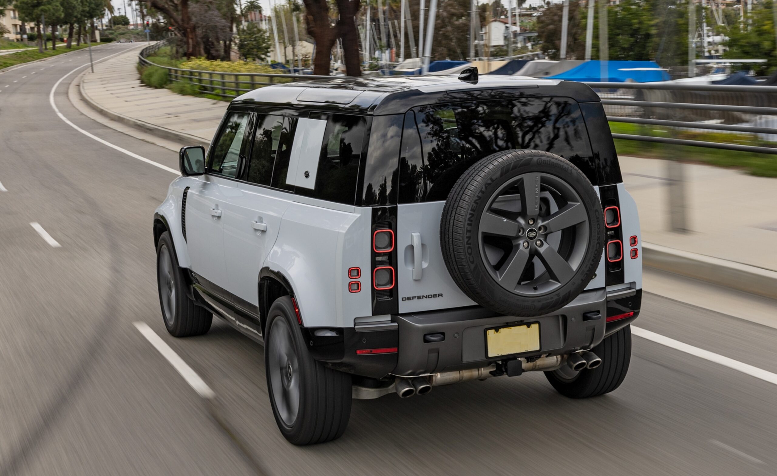 defender luxury car hire cape town