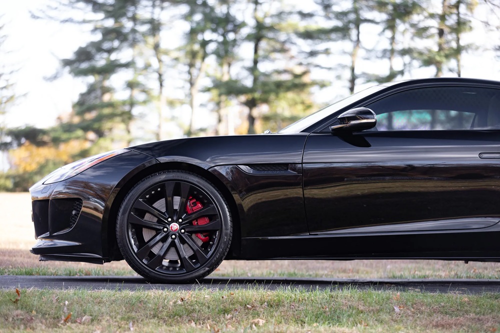 Jaguar F-Type Coupe - Image 4